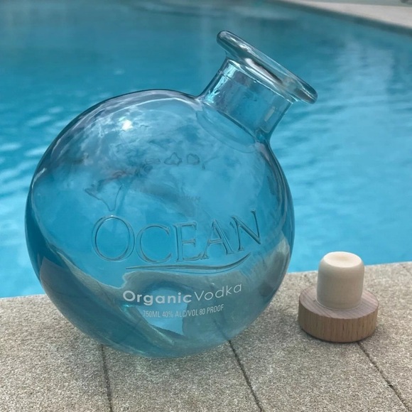 OCEAN ORGANIC EMPTY VODKA BOTTLE SPHERE - “FISHING FLOAT DESIGN” BLUE CLEAR 750 - Picture 3 of 4